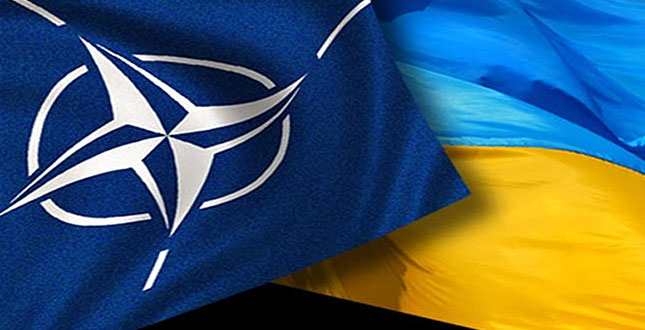 Розвінчуємо міфи про НАТО. Міф 6: у разі вступу до НАТО в Україні хазяйнуватимуть іноземці