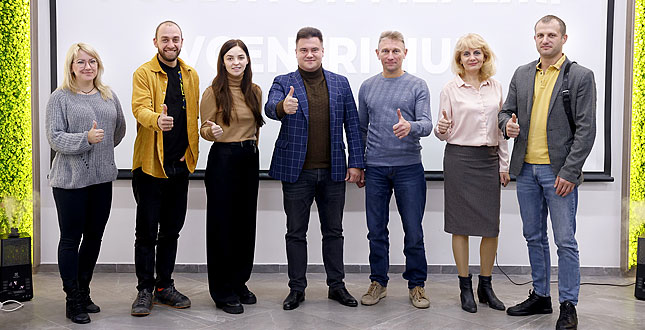 Департамент суспільних комунікацій поділився досвідом роботи Vcentri HUB із колегами з Полтави
